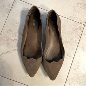 MIA Amari Scallop Flats